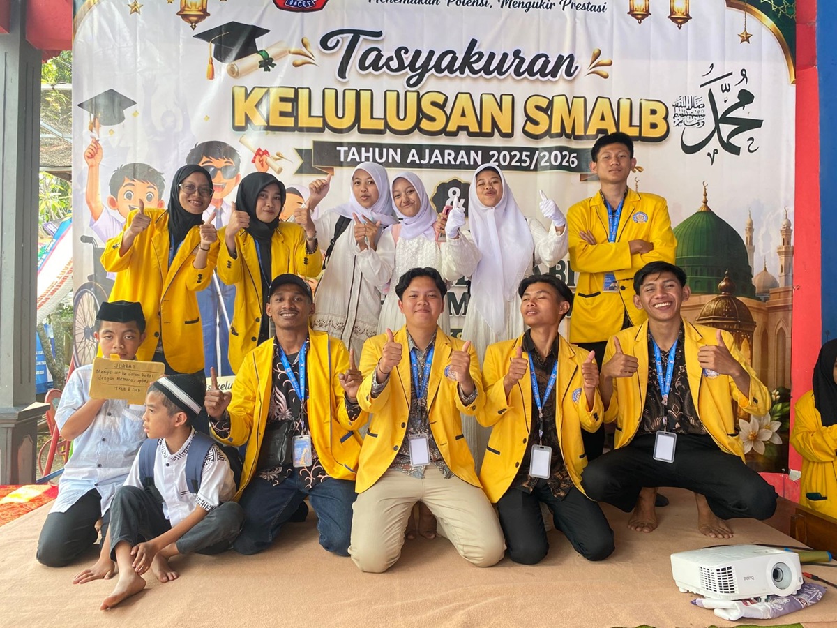 Ambil Peran Jadi MC hingga Qori, Mahasiswa KKN ITICM Kelompok 1 Dukung Penuh Kelulusan SMALB Smart School