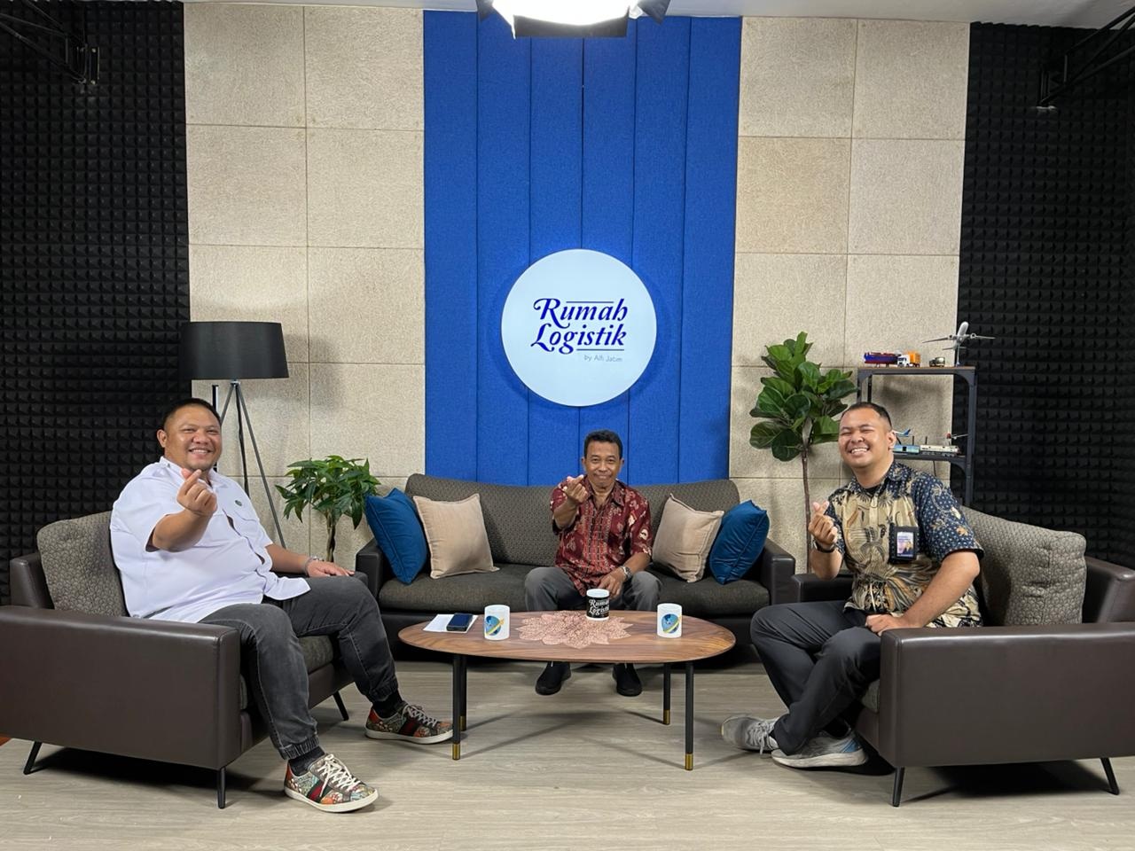 Tak Sekadar Jadi Narasumber, Pimpinan ITICM 'Ngangsu Kawruh' Tata Kelola Podcast di ALFI Jatim