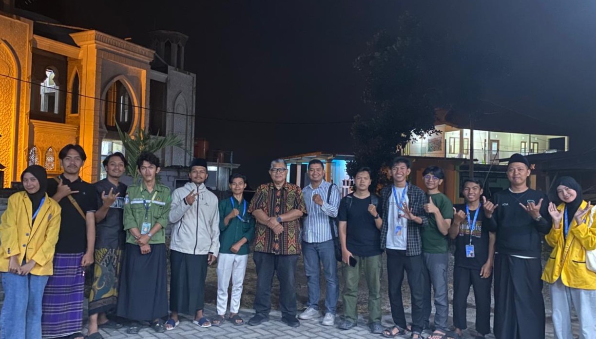Pastikan Program Berjalan Optimal, WR I ITICM Tinjau Langsung Posko KKN Mahasiswa di Pacet